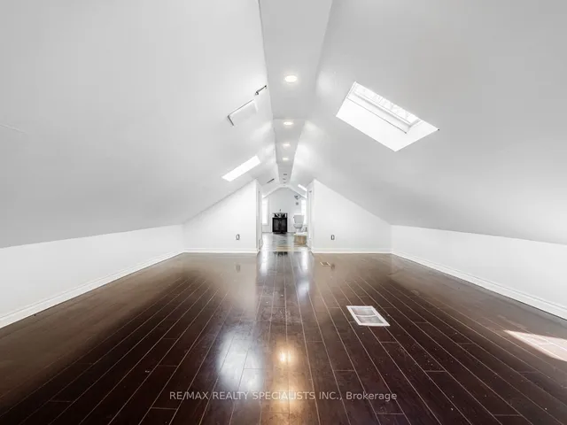 Additional image 22 of 166 Hess St