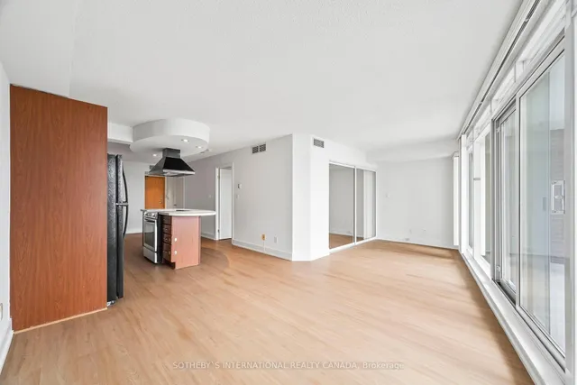 Additional image 12 of 550 Queens Quay Unit 512