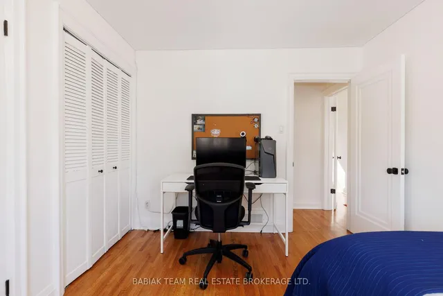 Additional image 27 of 17 Reid  Manor N/A