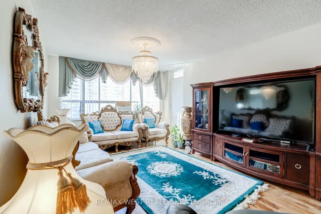 Additional image 10 of 320 Dixon Rd Unit 415