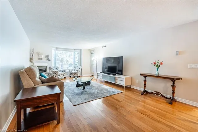 Additional image 11 of 990 Golf Links Rd Unit 106