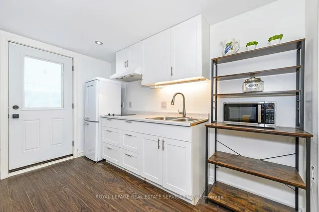 Additional image 27 of 99 Mountbatten Dr