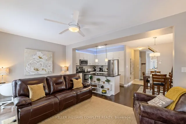 Additional image 14 of 215 Dundas St Unit 31