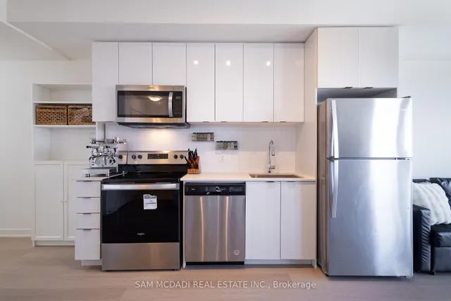 Additional image 7 of 859 The Queensway N/A Unit 521