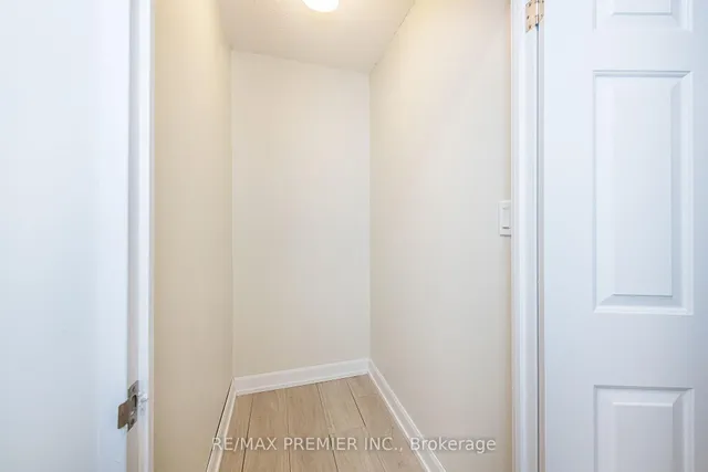 Additional image 15 of 20 Southport St Unit 313