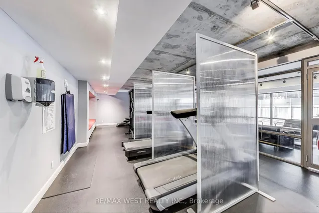 Additional image 20 of 22 Wellesley St Unit 204