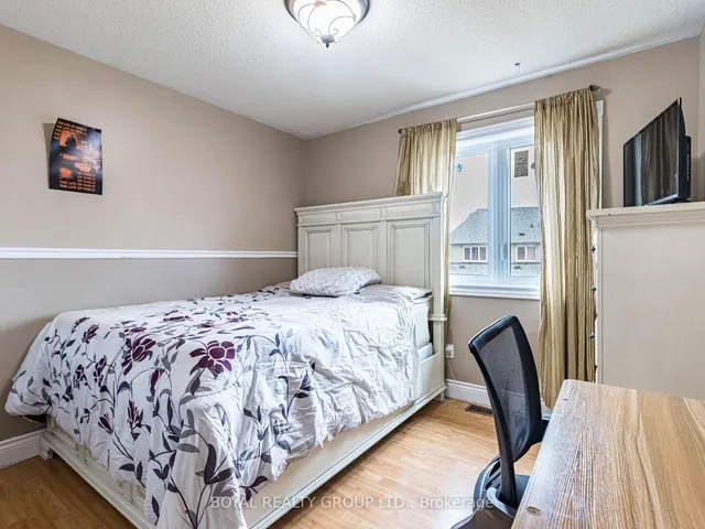 Additional image 26 of 57 Hickorybush Ave