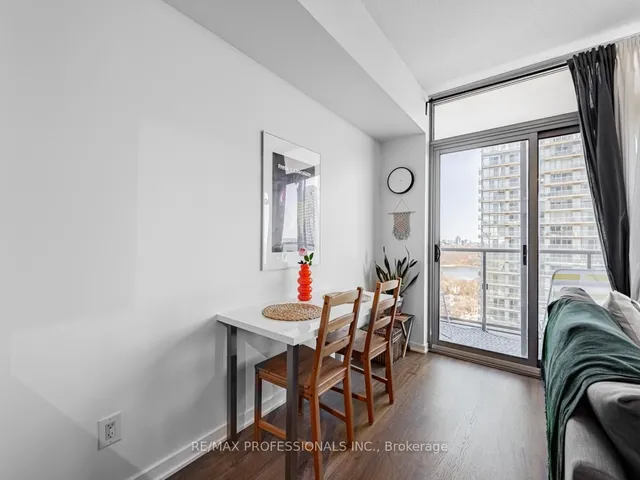 Additional image 8 of 105 The Queensway N/A Unit 2113