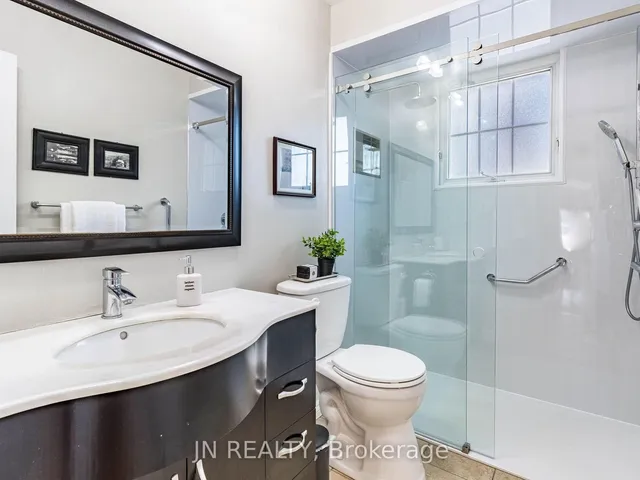 Additional image 20 of 27 Finchley Cres