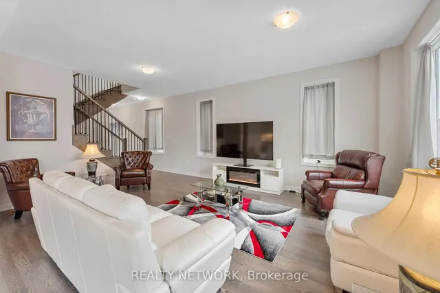 Additional image 12 of 107 Starfire Cres
