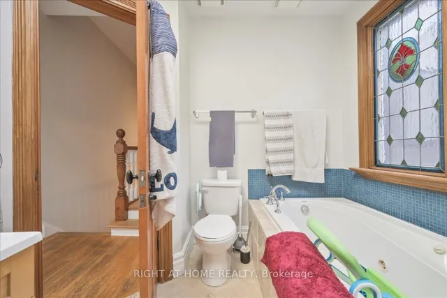 Additional image 22 of 151 Niagara St