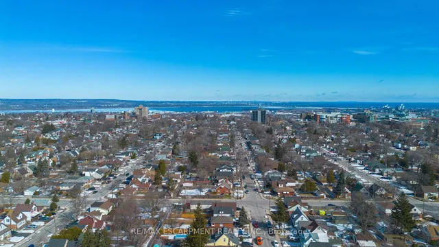 Additional image 32 of 174 East 24th St