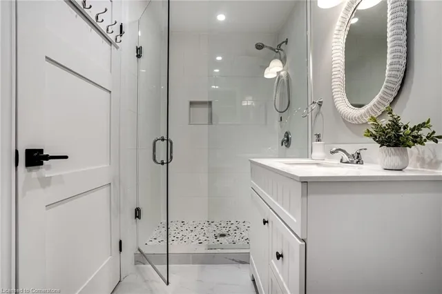 Additional image 33 of 14 Sullivan's Lane