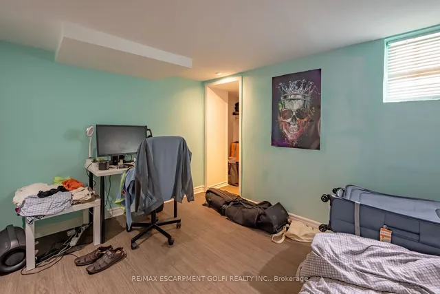 Additional image 26 of 86 Whitney Ave