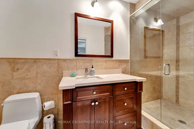 Additional image 31 of 101 Hillcrest Ave