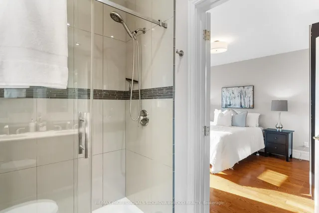 Additional image 32 of 306 Runnymede Rd