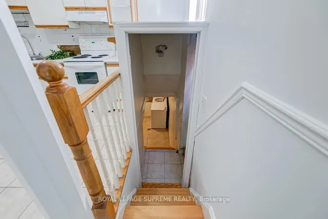 Additional image 18 of 8 Hilldale Rd