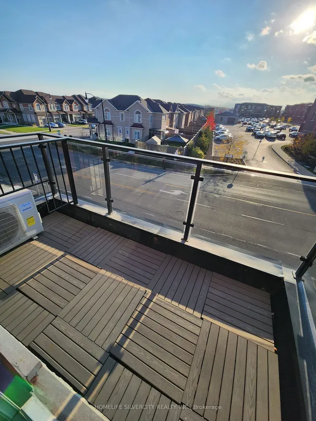 Additional image 6 of 165 Veterans Dr Unit 20