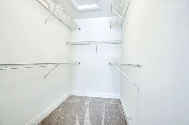 Additional image 39 of 14 Clear Valley Lane