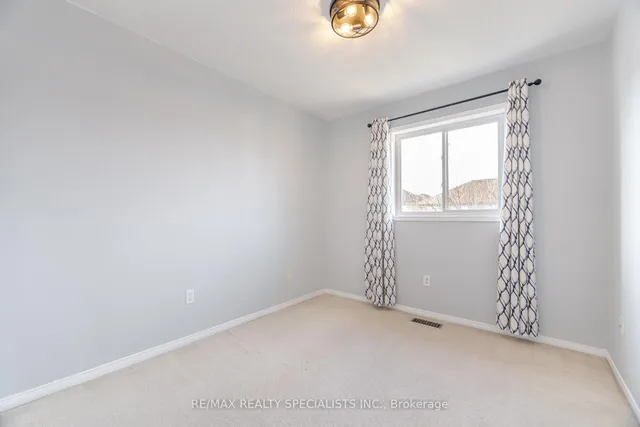 Additional image 21 of 6072 Windfleet Cres