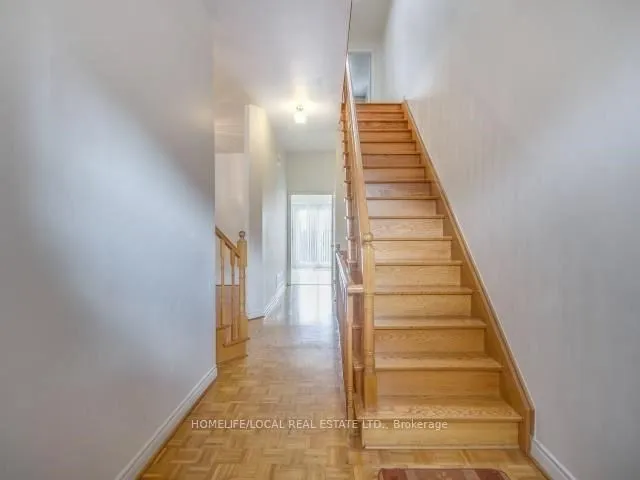 Additional image 2 of 387 Dovercourt Rd