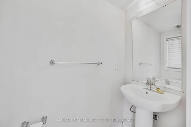 Additional image 14 of 32 Hedges Cres