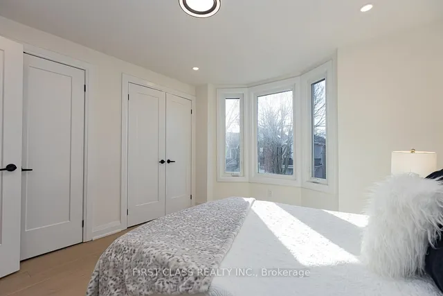 Additional image 13 of 28 Endean Ave