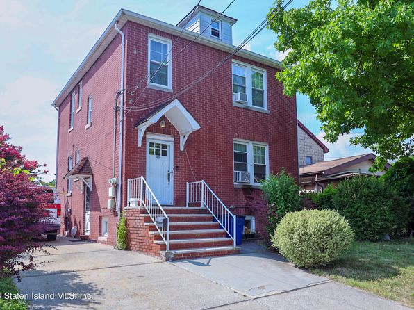 Property image for 45 Laconia Ave, Staten Island, NY 10305