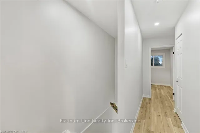 Additional image 19 of 1420 Garth St Unit 5