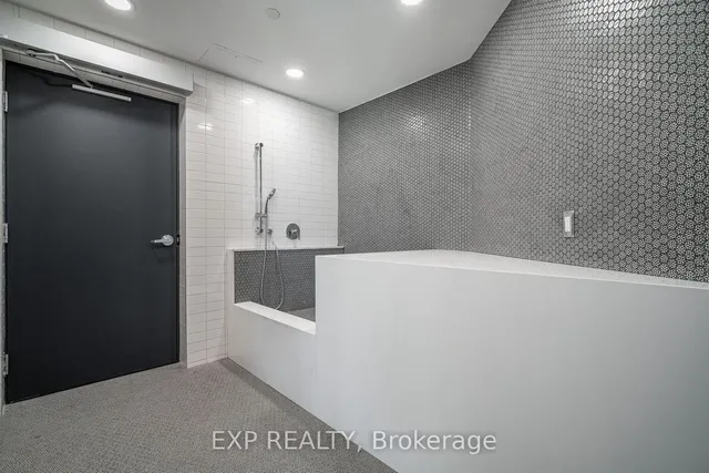 Additional image 39 of 405 Dundas St Unit 307