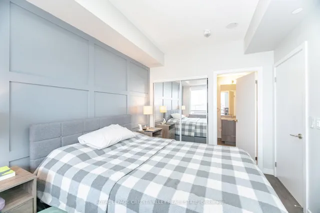 Additional image 18 of 32 Forest Manor Rd Unit 413