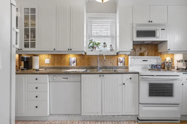 Additional image 4 of 11011 Guelph Line