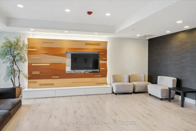 Additional image 32 of 15 James Finlay Way Unit 1117