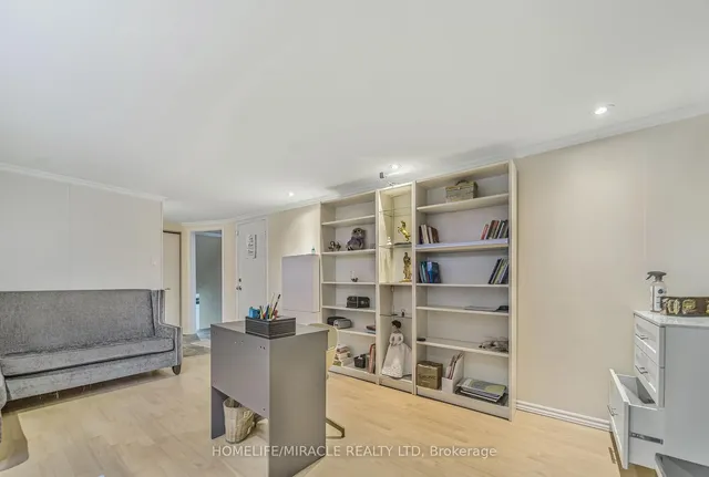 Additional image 6 of 38 River View Dr