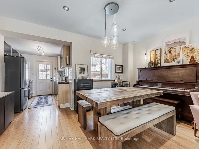 Additional image 8 of 1584 Dundas St