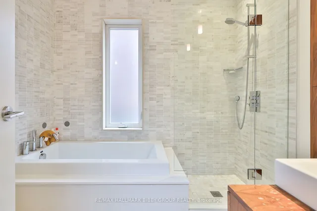 Additional image 32 of 14 Delaware Ave