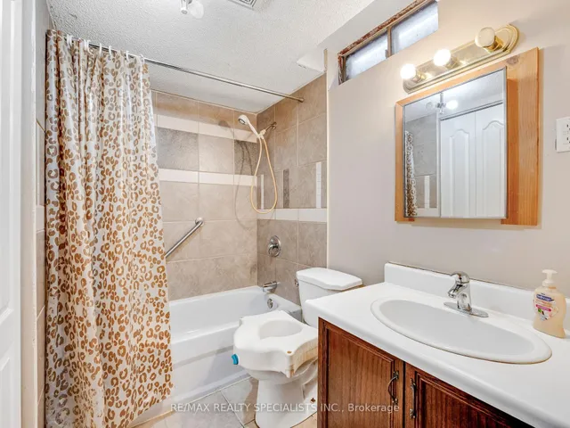 Additional image 41 of 19 Blenheim Dr