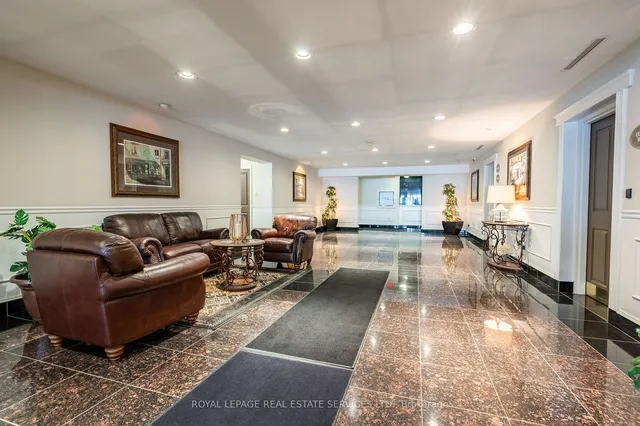 Additional image 6 of 1998 Ironstone Dr Unit 906