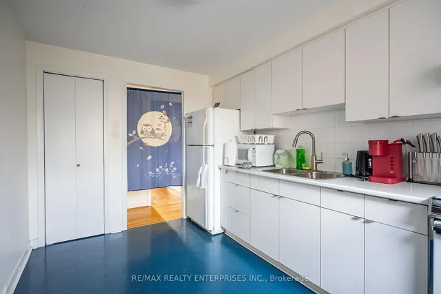 Additional image 10 of 109 Huron St