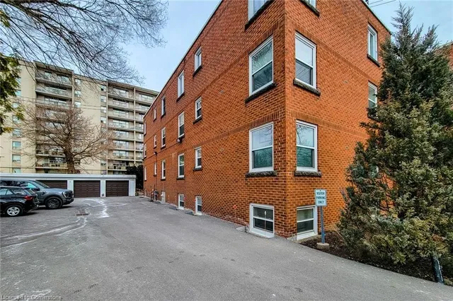 Additional image 10 of 1347 Lakeshore Rd Unit 37