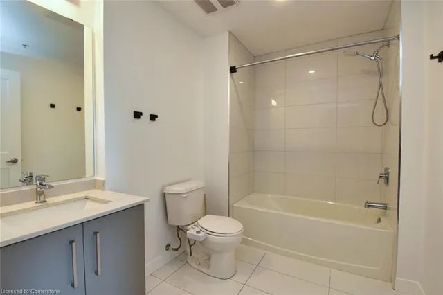 Additional image 26 of 15 Queen St Unit 2112