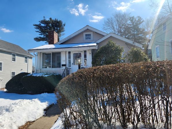 Primary image of 62 Edgemont Rd, Braintree, MA 02184