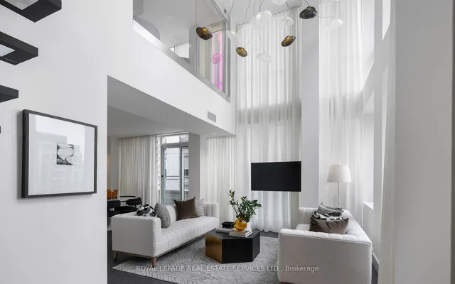 Additional image 9 of 80 Cumberland St Unit PH1903