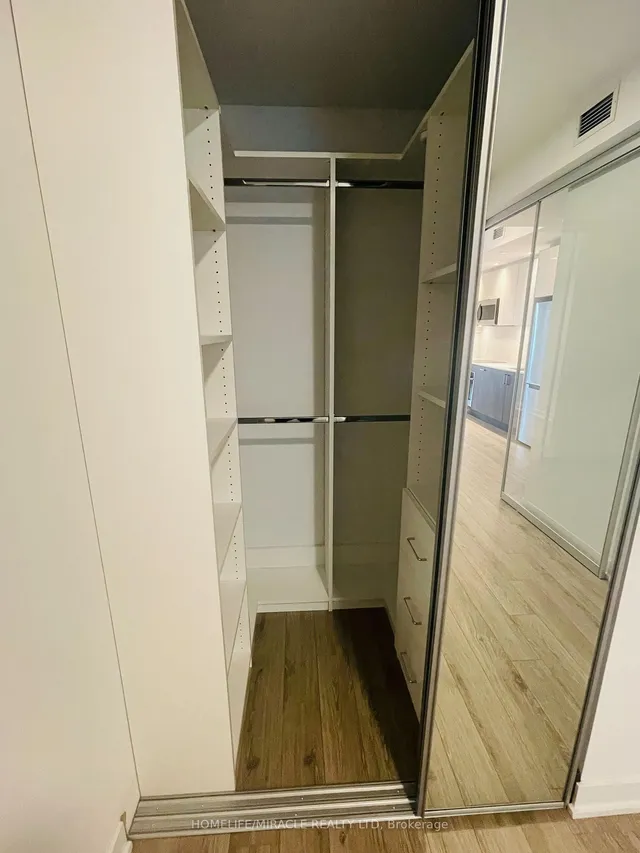 Additional image 6 of 1926 Lakeshore Blvd Unit 3112