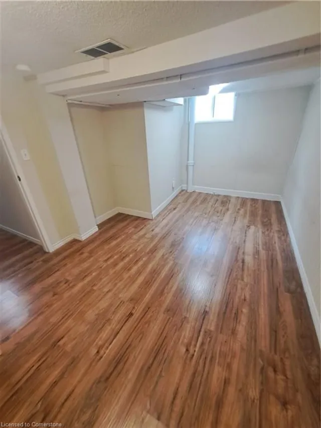 Additional image 17 of 70 Royal Ave