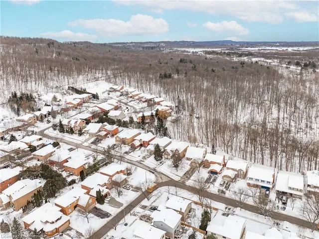 Additional image 40 of 119 Watsons Lane