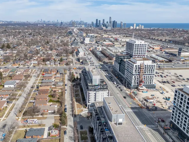 Additional image 43 of 1040 The Queensway Ave Unit 107