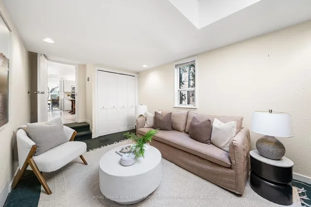 Additional image 11 of 21 Rose Park Dr