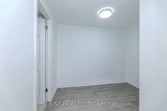 Additional image 37 of 6 Sprucewood Crt
