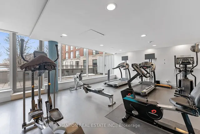 Additional image 38 of 500 Queens Quay Unit 917E